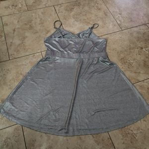 🎊🔶Silver Knee Length Dress